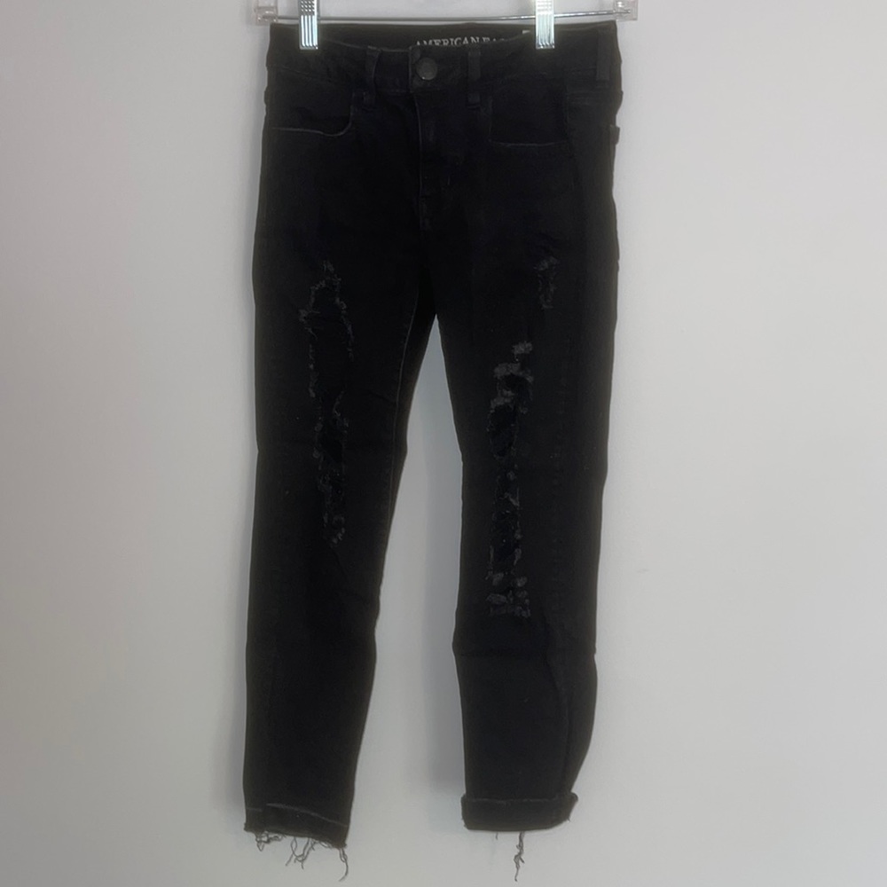 American Eagle Low-Rise Ripped Skinny Jeans